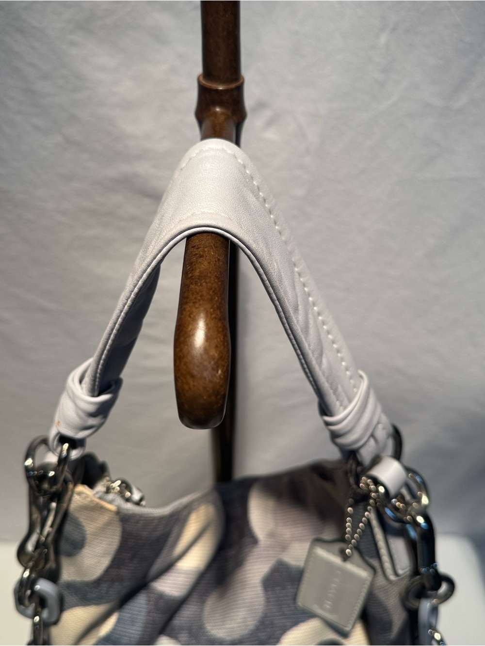 Coach Blue & White Signature Chain-Detail Hobo - Picture 3 of 14